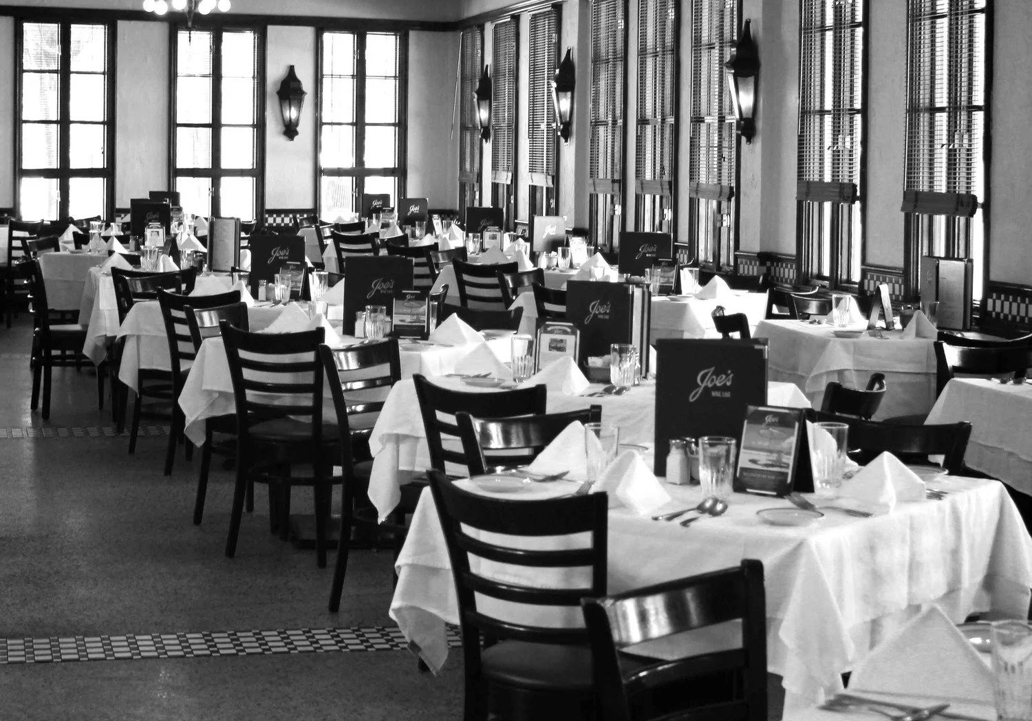 Joe's Stone Crab staff portrait, dining room