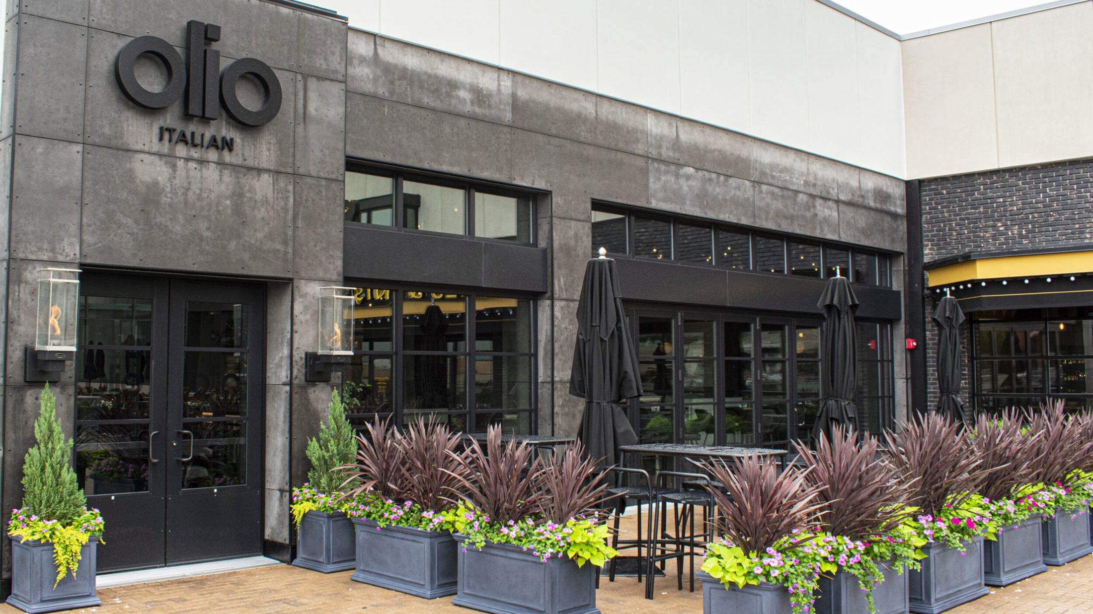 Olio Italian restaurant exterior